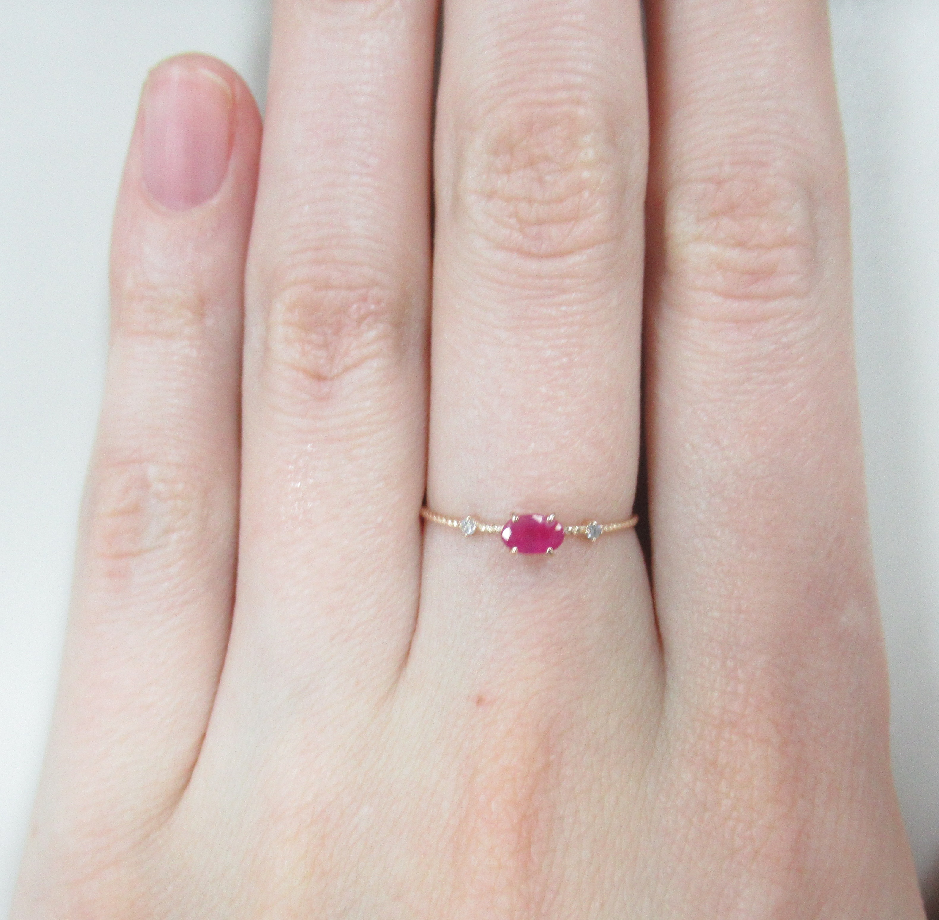 Кольцо из золота с рубином